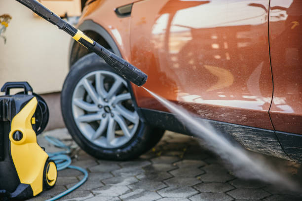 Best Roof Pressure Washing  in Hiller, PA